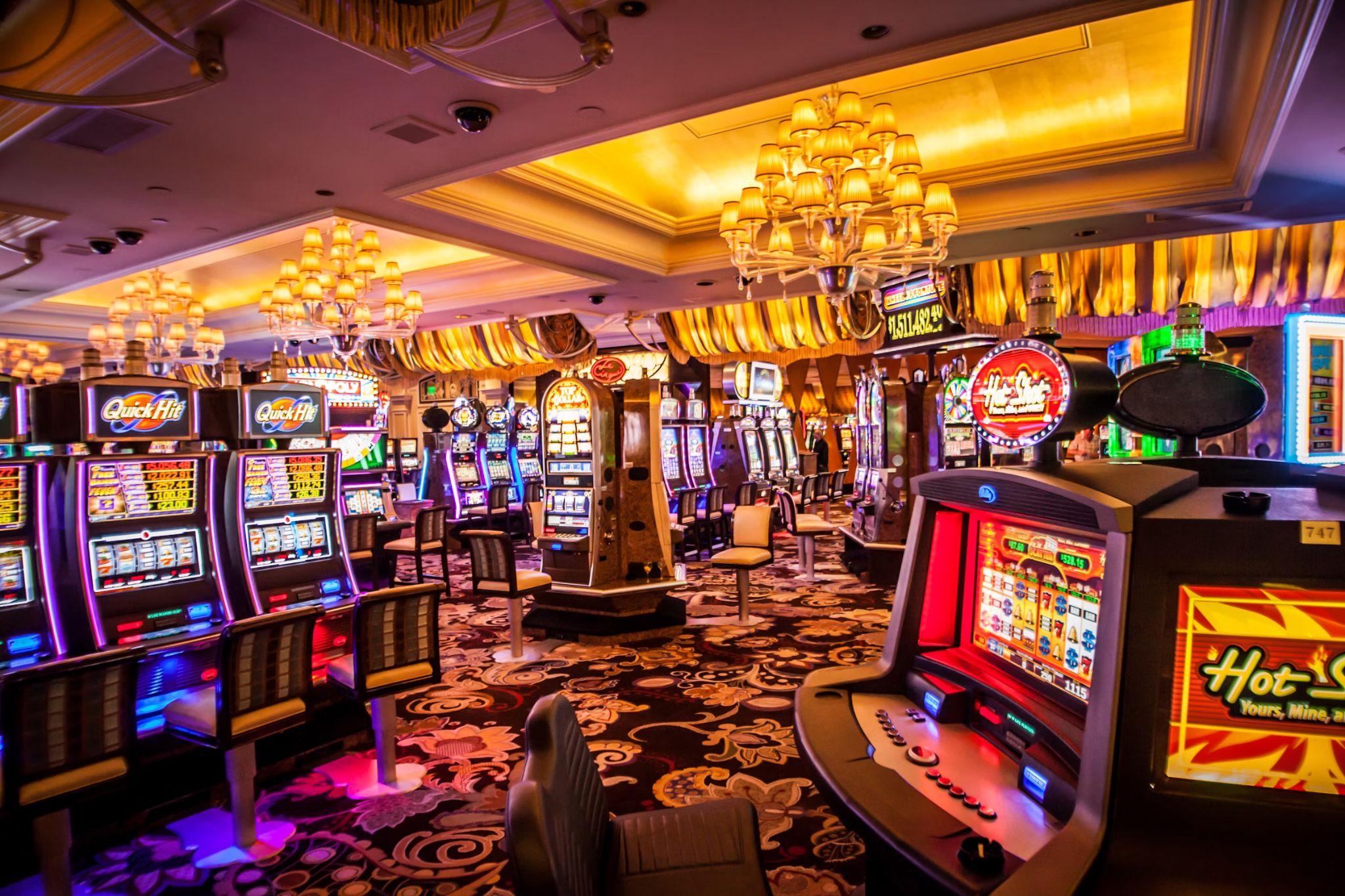¿Alguna vez se ha preguntado por qué millones de personas no se cansan de los casinos sociales?
